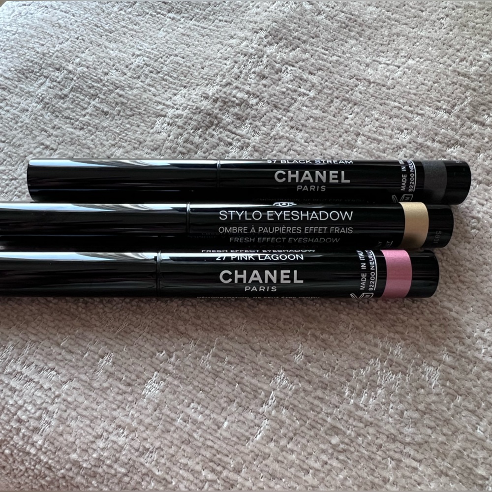 CHANEL - Limited Edition - Eyeshadow Stick